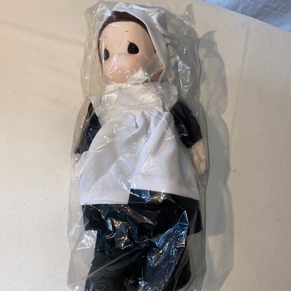 Sarah Amish Precious Moment doll 90’s - Picture 1 of 4